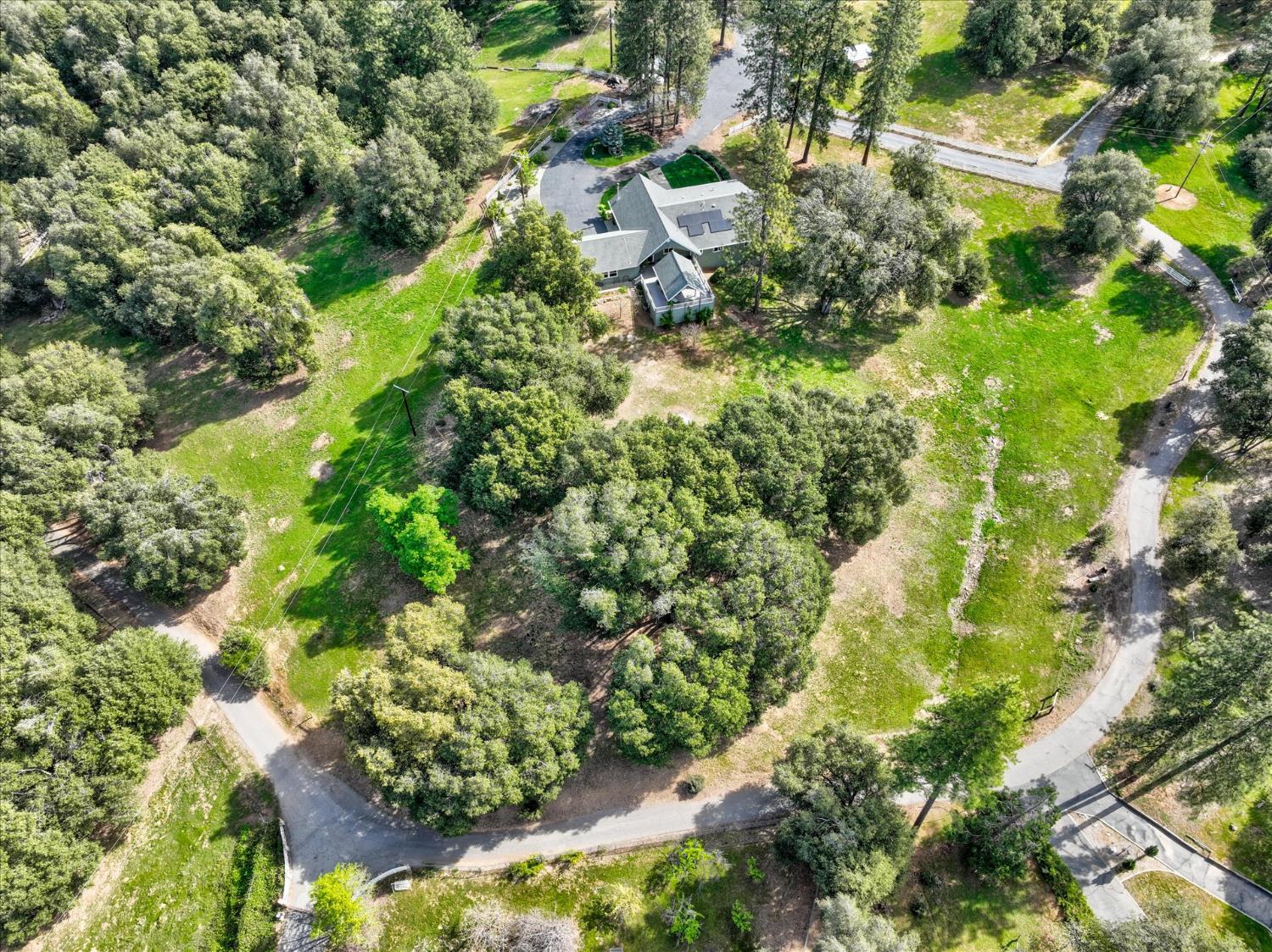 5564 Parker, Mariposa, CA 95338