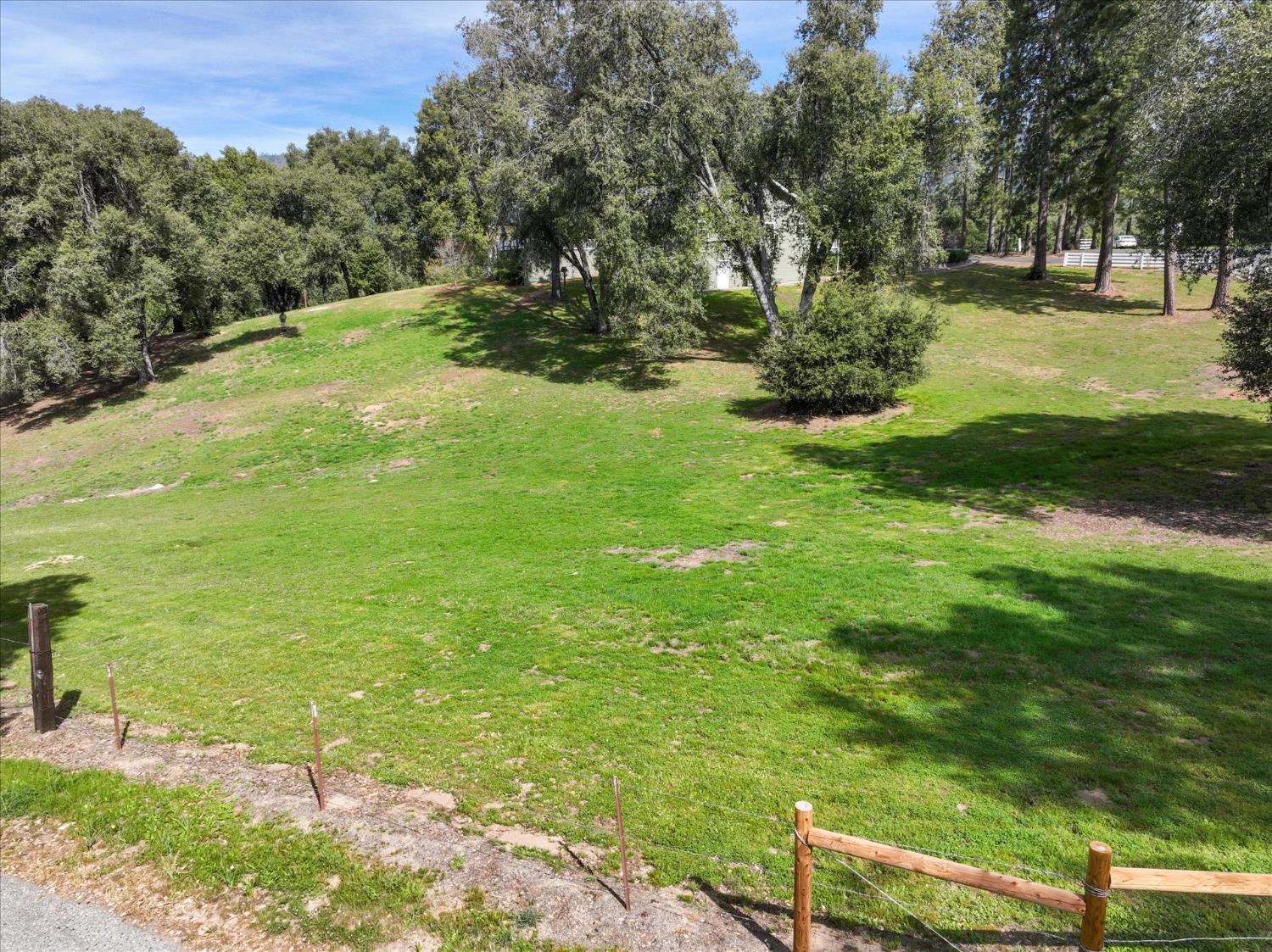 5564 Parker, Mariposa, CA 95338