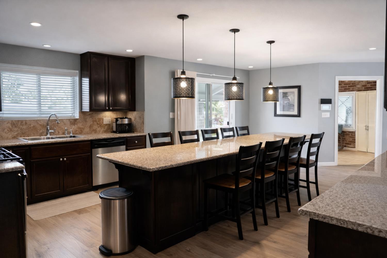 112 E Oleander, Fresno, CA 93706