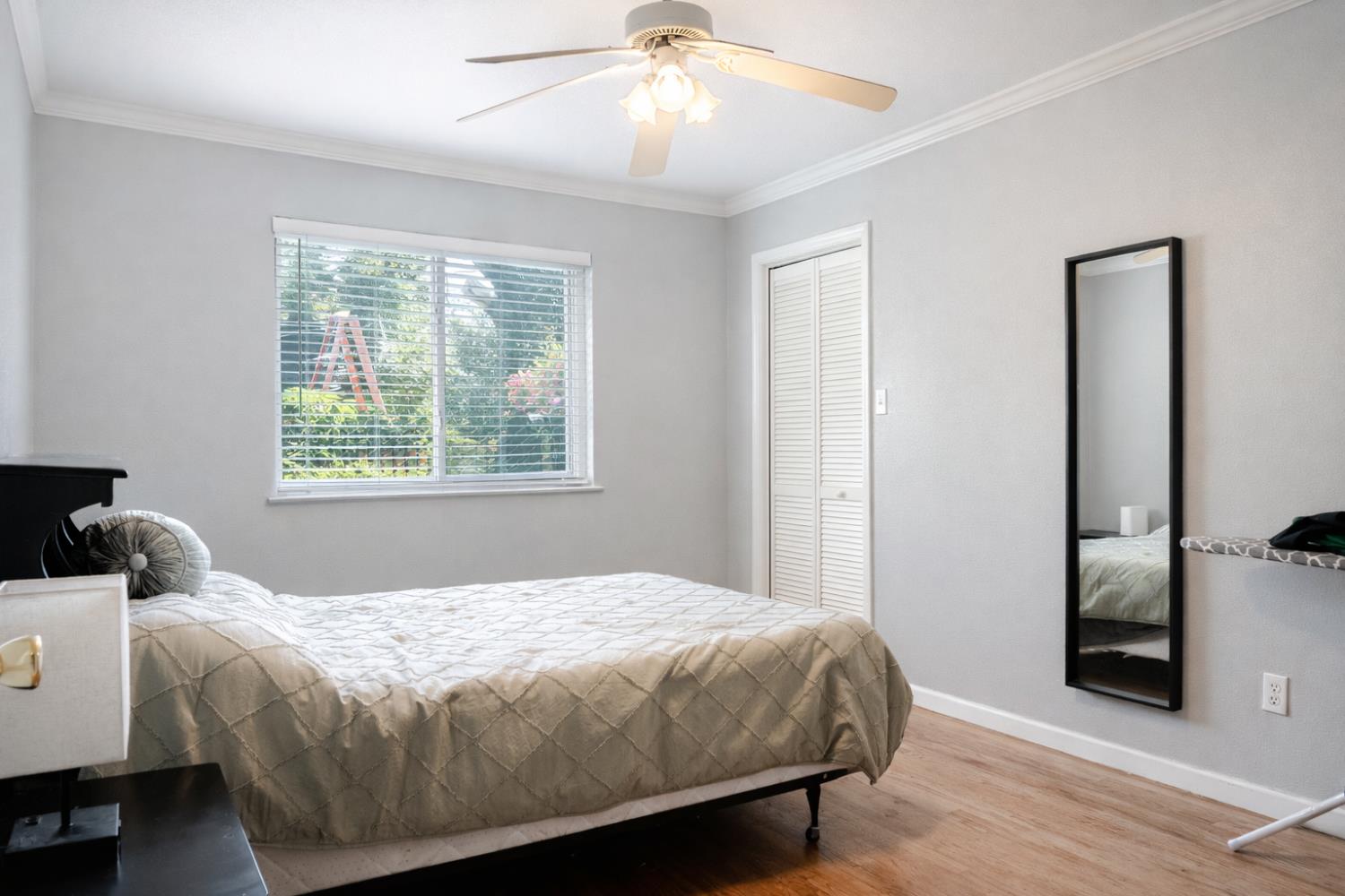 112 E Oleander, Fresno, CA 93706