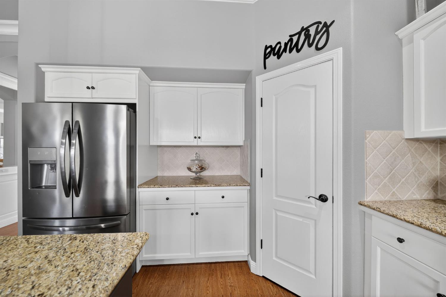 2765 Bellaire Ave, Clovis, CA 93611