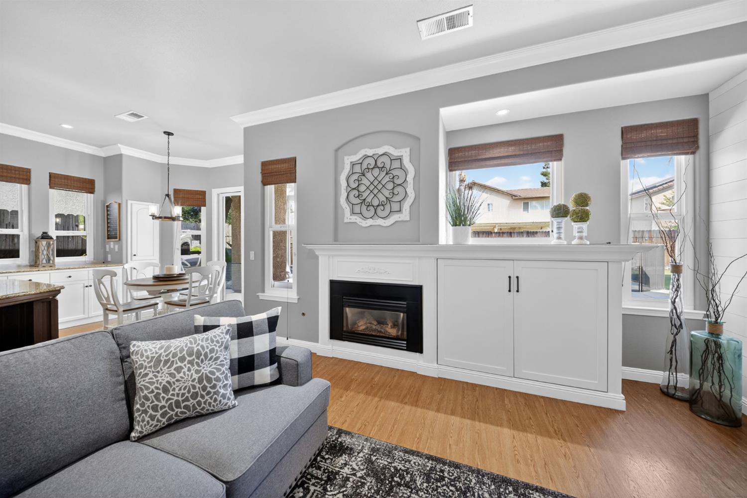 2765 Bellaire Ave, Clovis, CA 93611