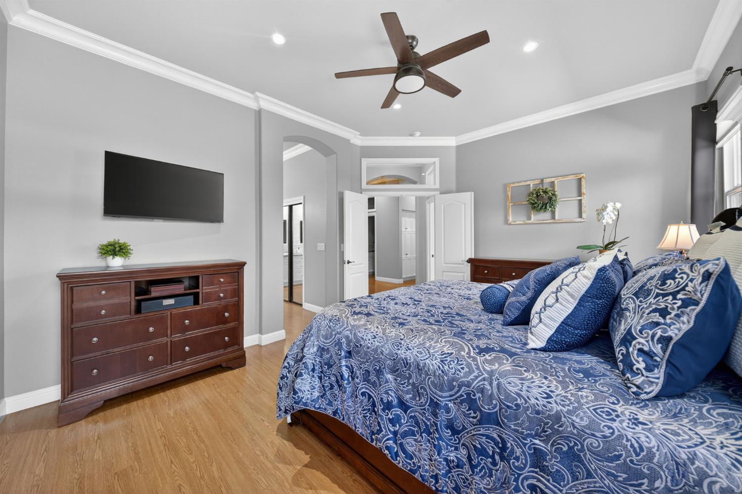 2765 Bellaire Ave, Clovis, CA 93611