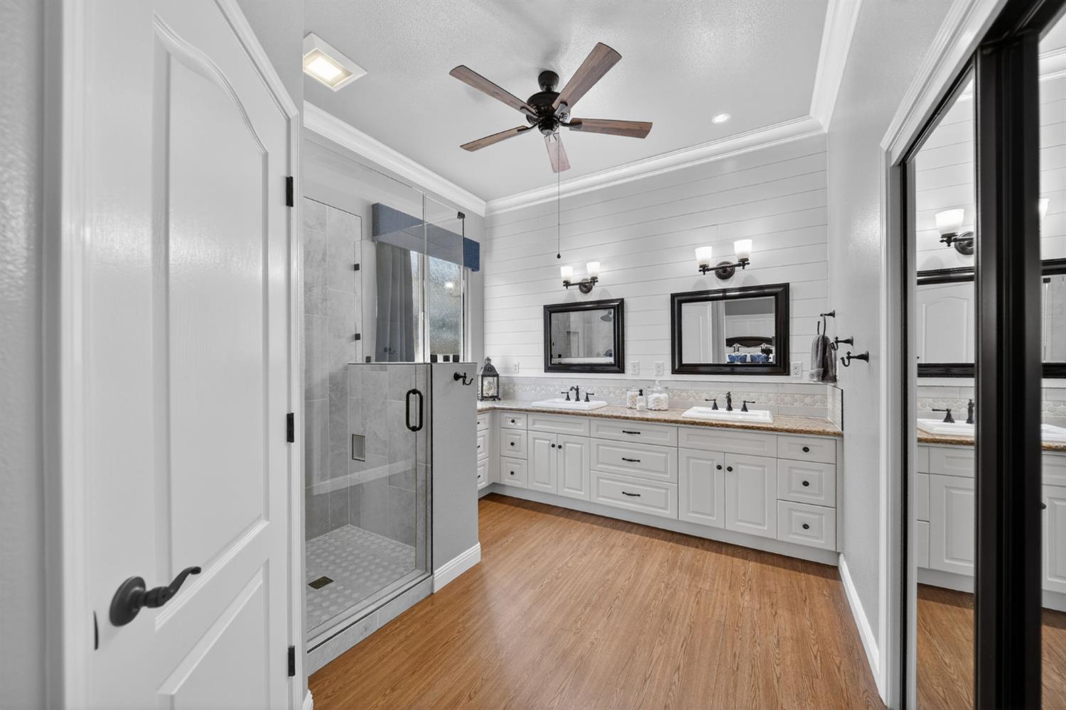 2765 Bellaire Ave, Clovis, CA 93611