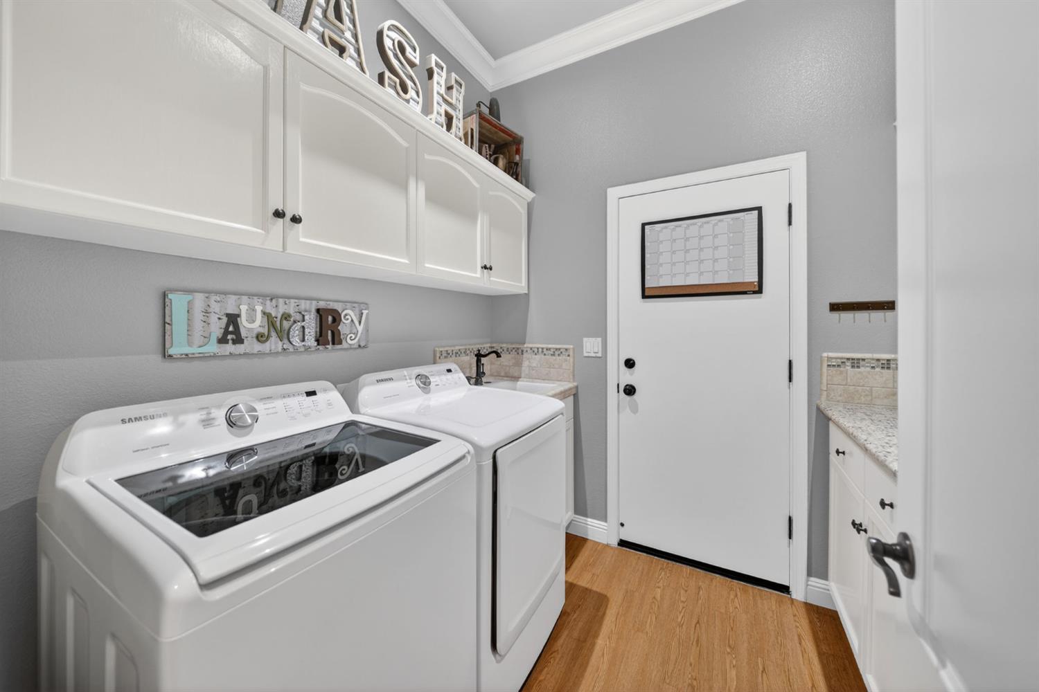 2765 Bellaire Ave, Clovis, CA 93611