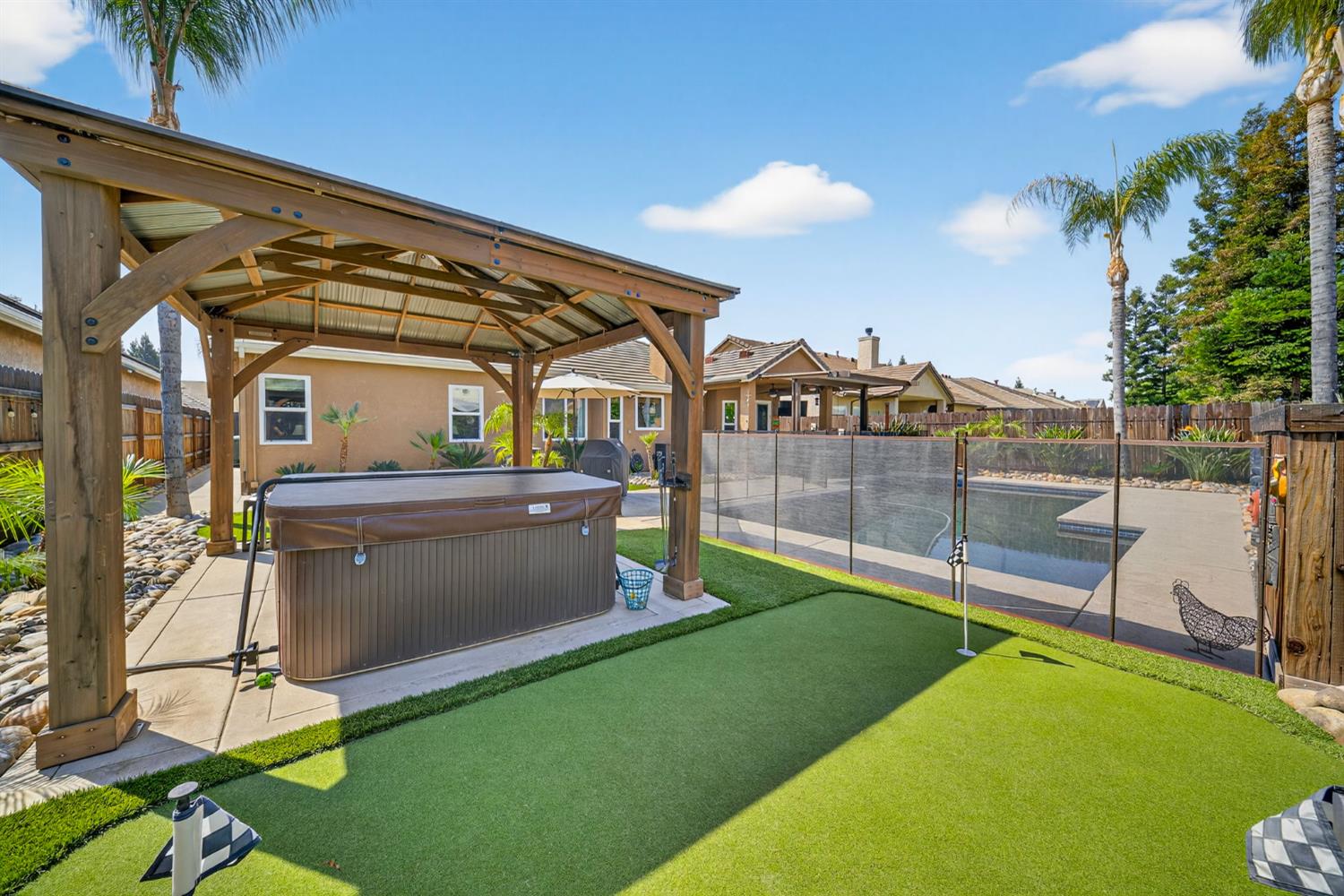 2765 Bellaire Ave, Clovis, CA 93611