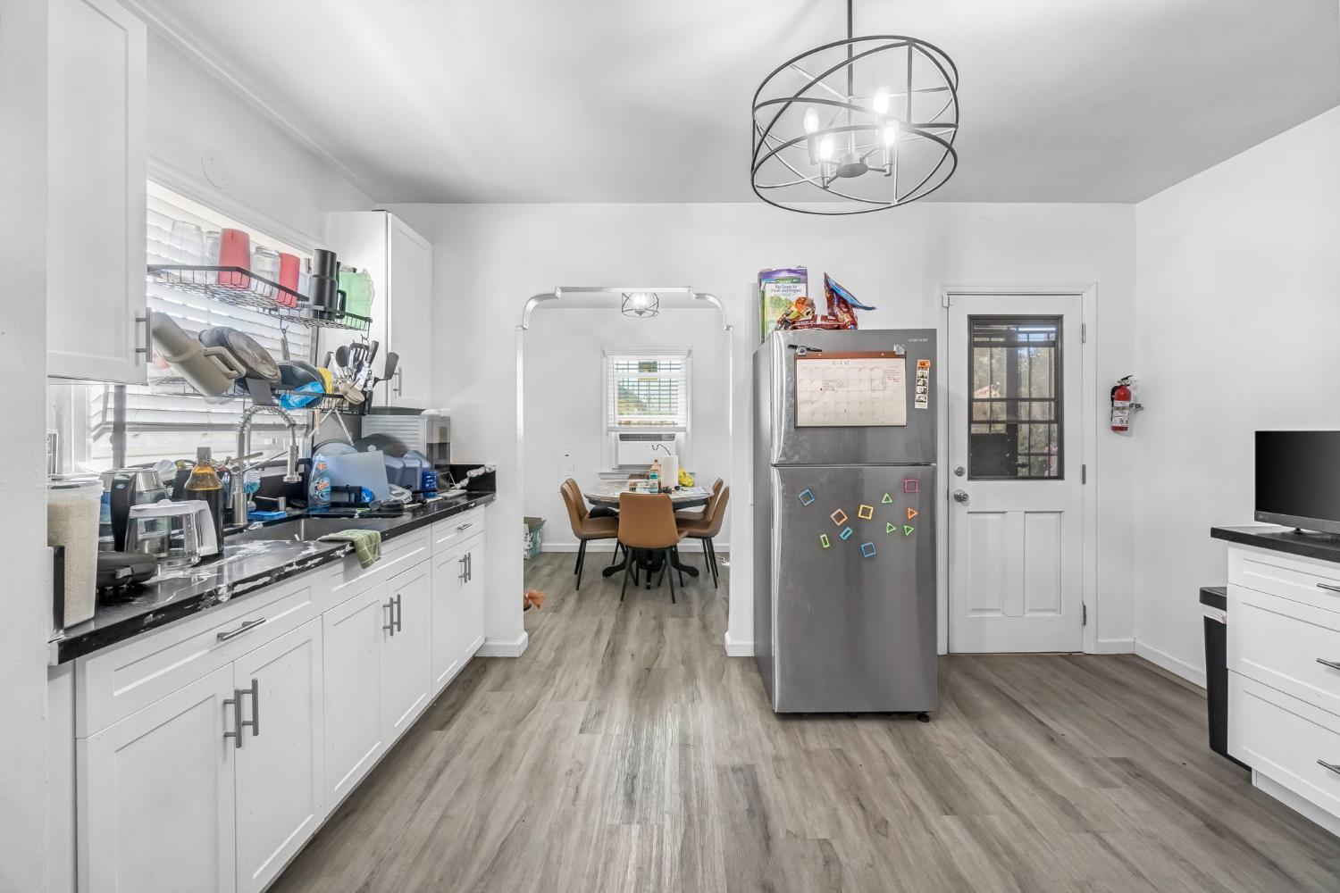 2312 S Holly Ave, Fresno, CA 93706