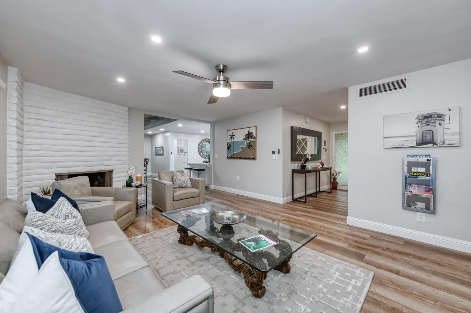 1540 W San Ramon Ave, Fresno, CA 93711