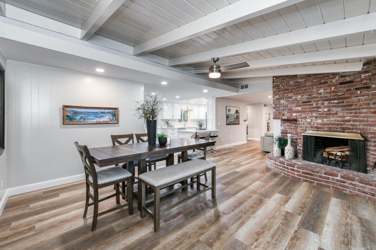 1540 W San Ramon Ave, Fresno, CA 93711