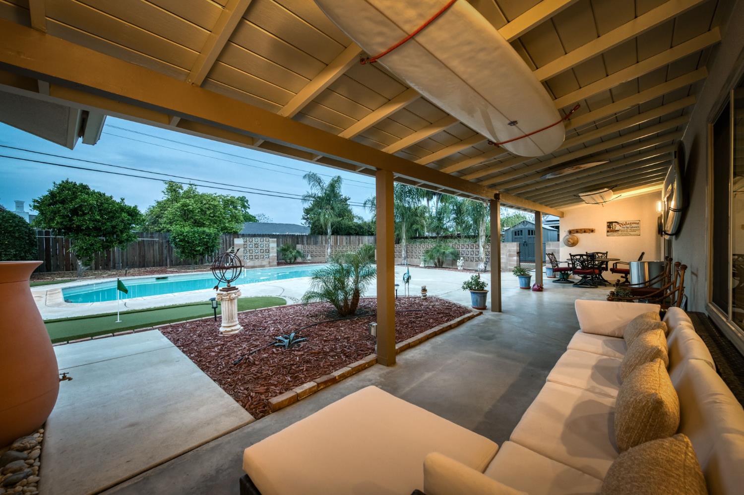 1540 W San Ramon Ave, Fresno, CA 93711