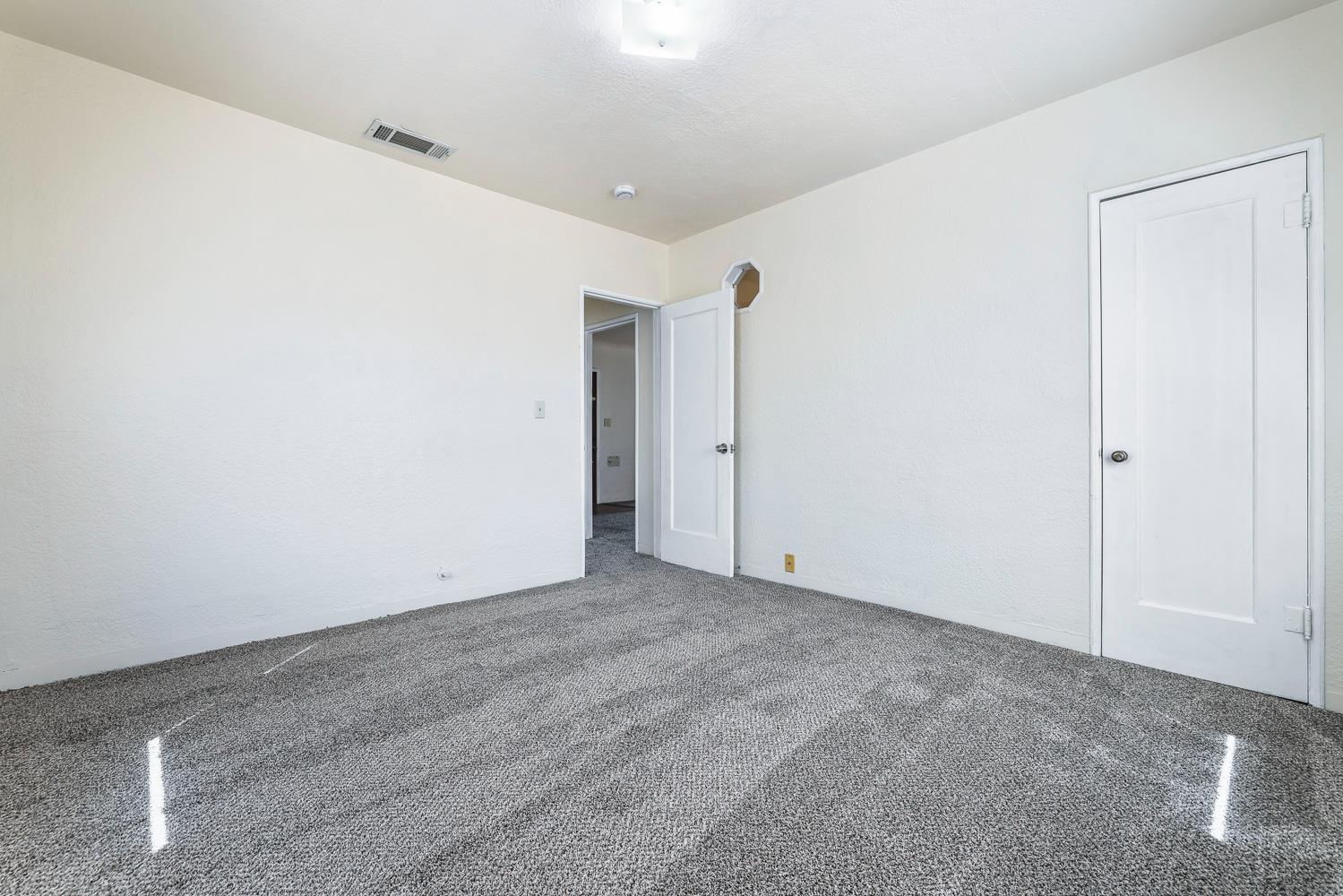 324 Coolidge St, Coalinga, CA 93210