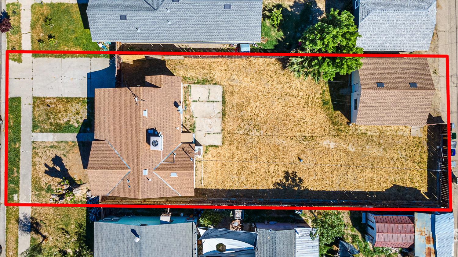 324 Coolidge St, Coalinga, CA 93210