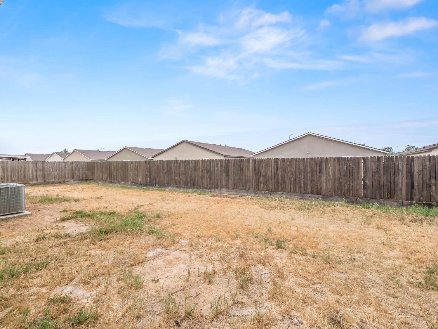 3637 N Mccaffrey Ave, Fresno, CA 93722