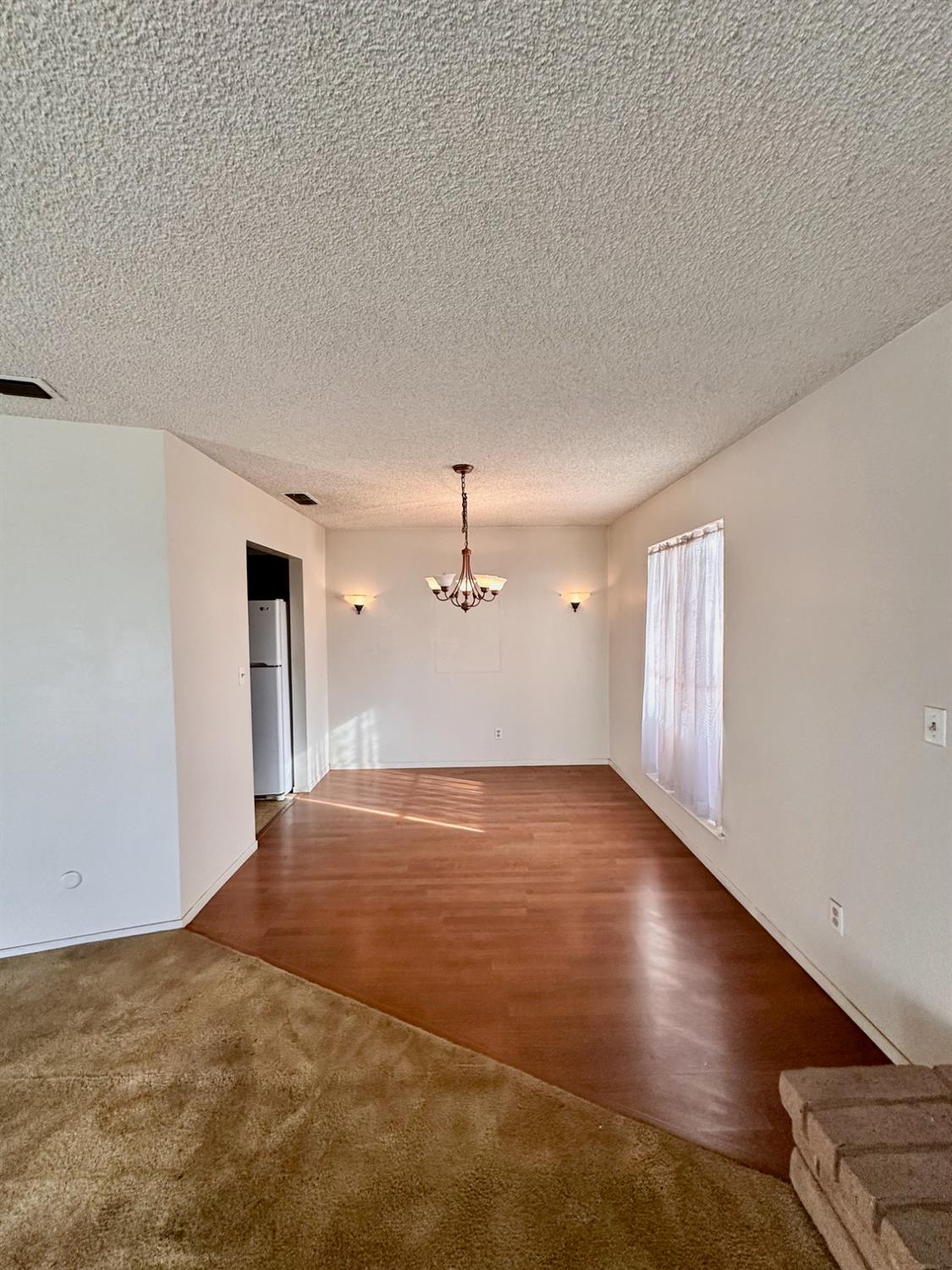 1922 N Dearing Ave, Fresno, CA 93703