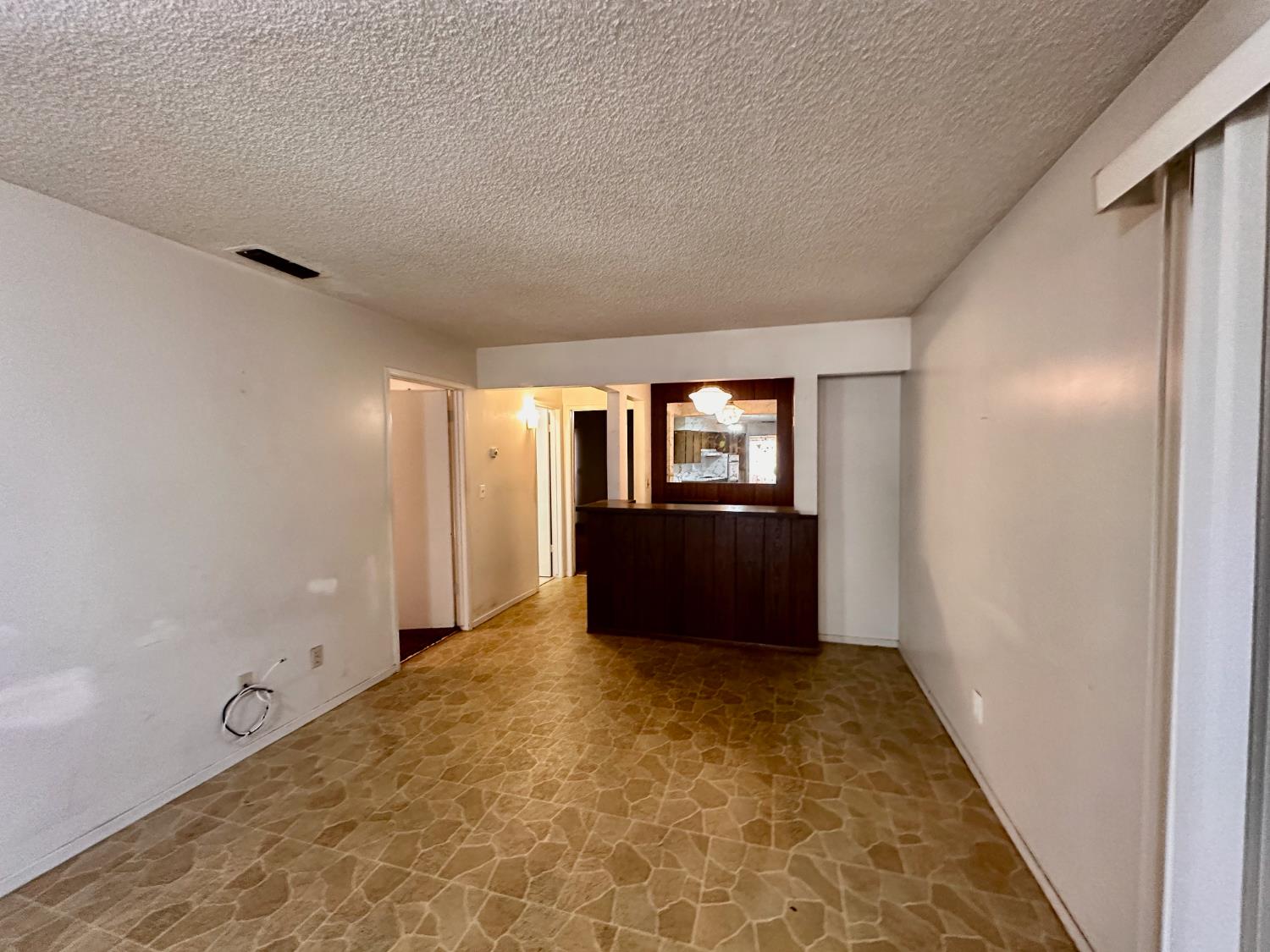 1922 N Dearing Ave, Fresno, CA 93703