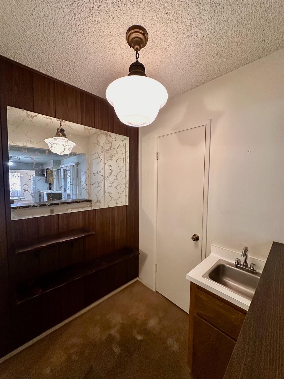 1922 N Dearing Ave, Fresno, CA 93703