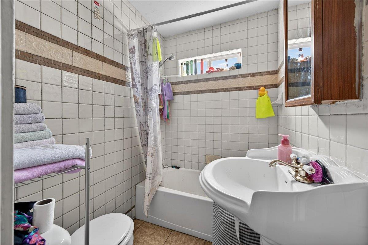 1328 1330 E Fedora Ave, Fresno, CA 93704