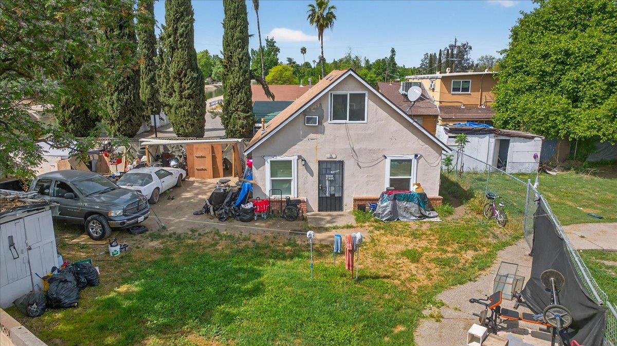 1328 1330 E Fedora Ave, Fresno, CA 93704