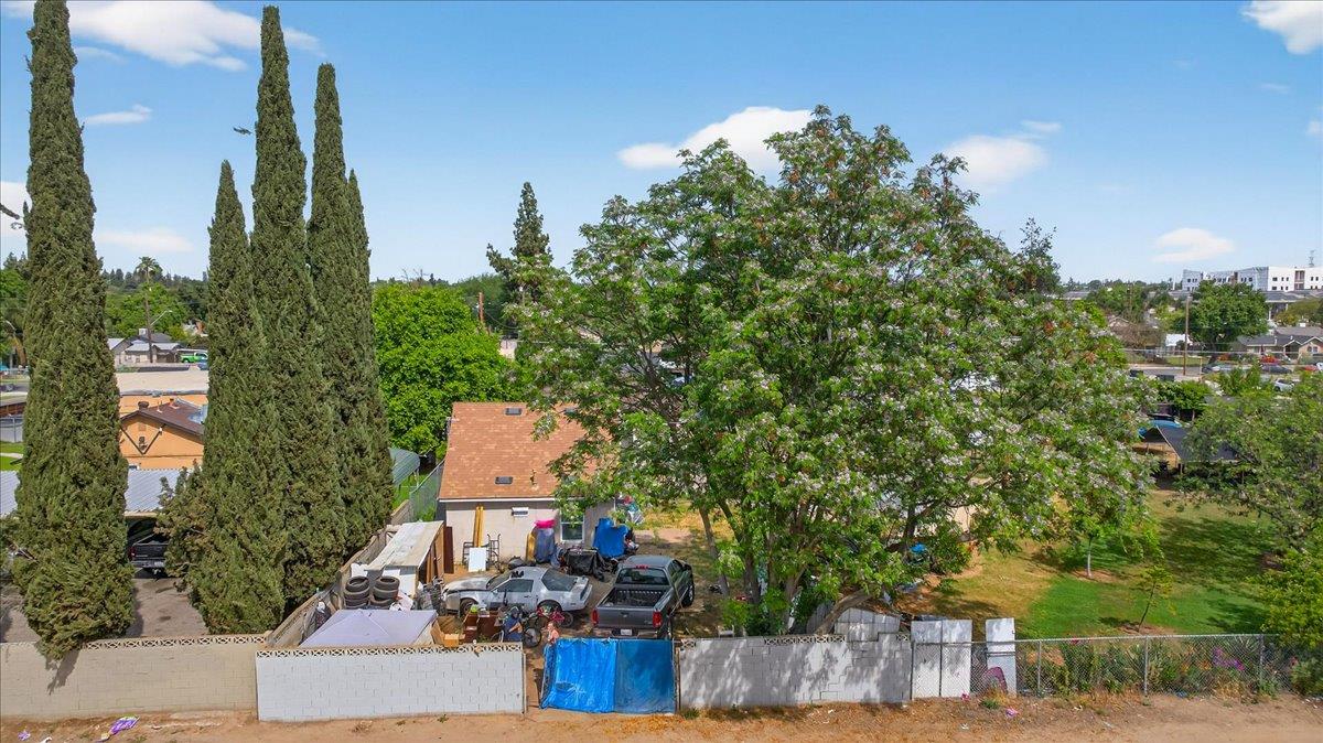 1328 1330 E Fedora Ave, Fresno, CA 93704