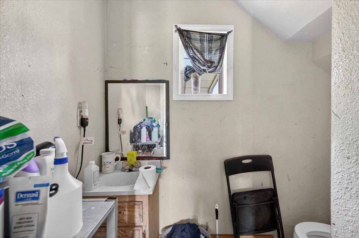 1328 1330 E Fedora Ave, Fresno, CA 93704