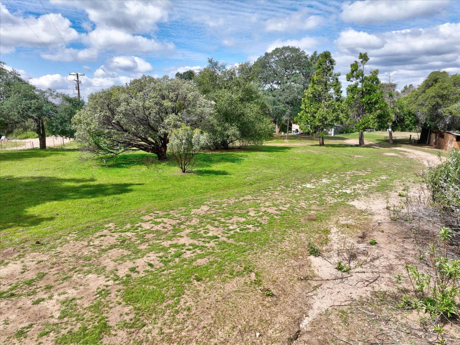 53899 Dogwood Dr, North Fork, CA 93643