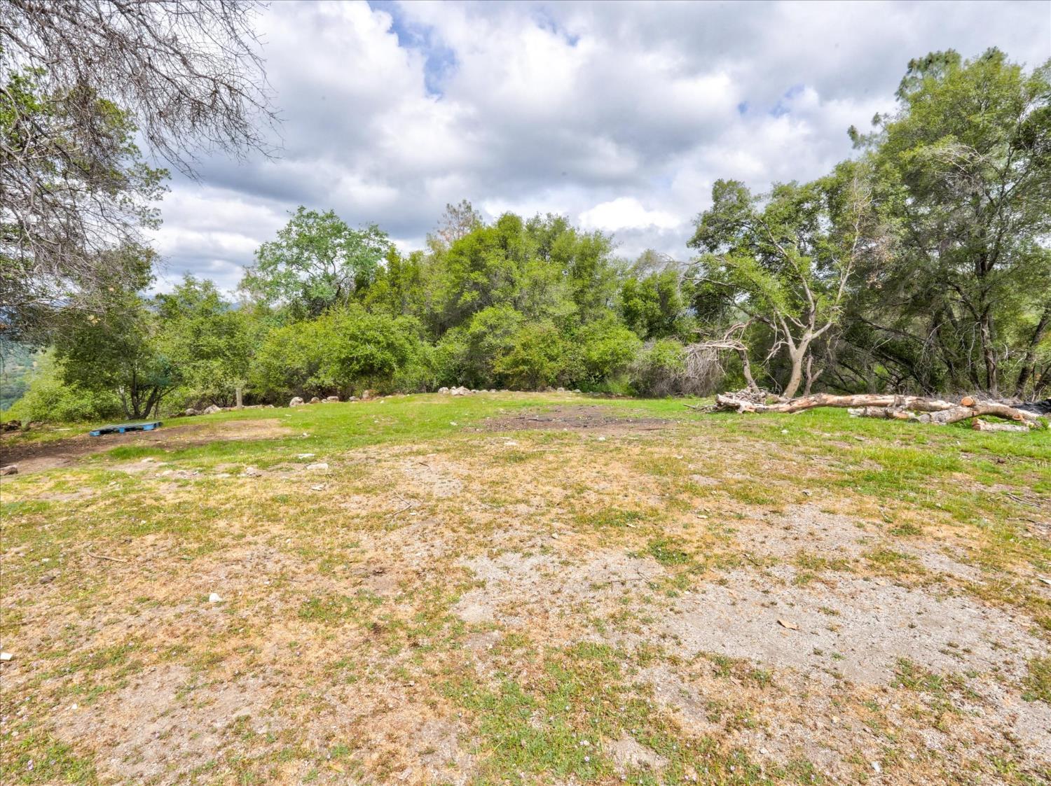 53899 Dogwood Dr, North Fork, CA 93643