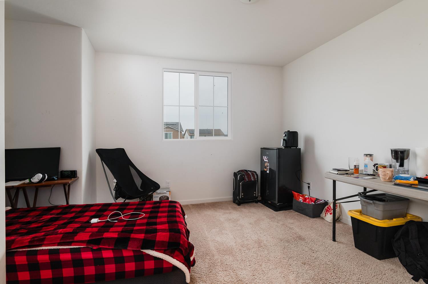 1945 E Gum Ave, Reedley, CA 93654