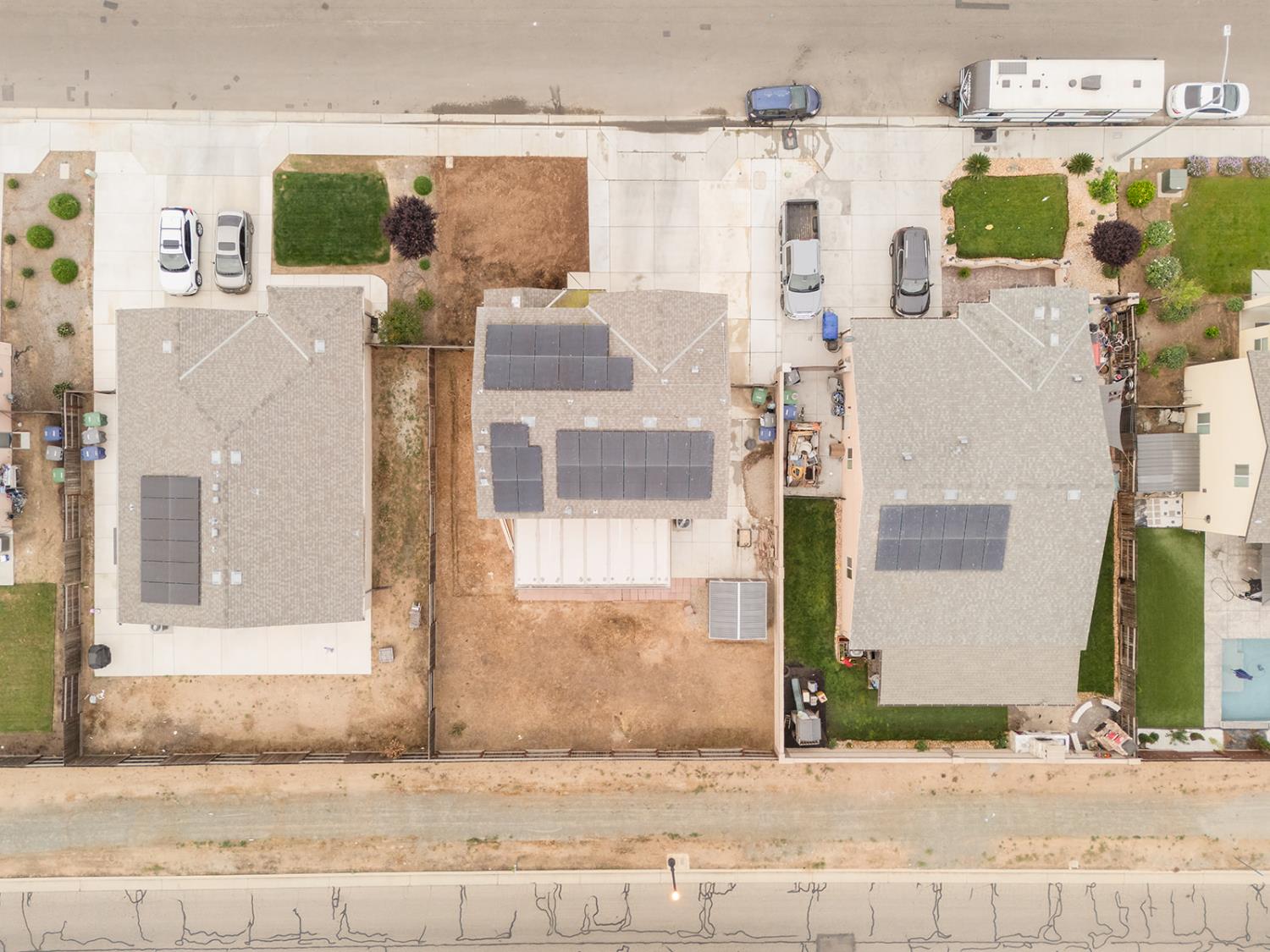 1945 E Gum Ave, Reedley, CA 93654