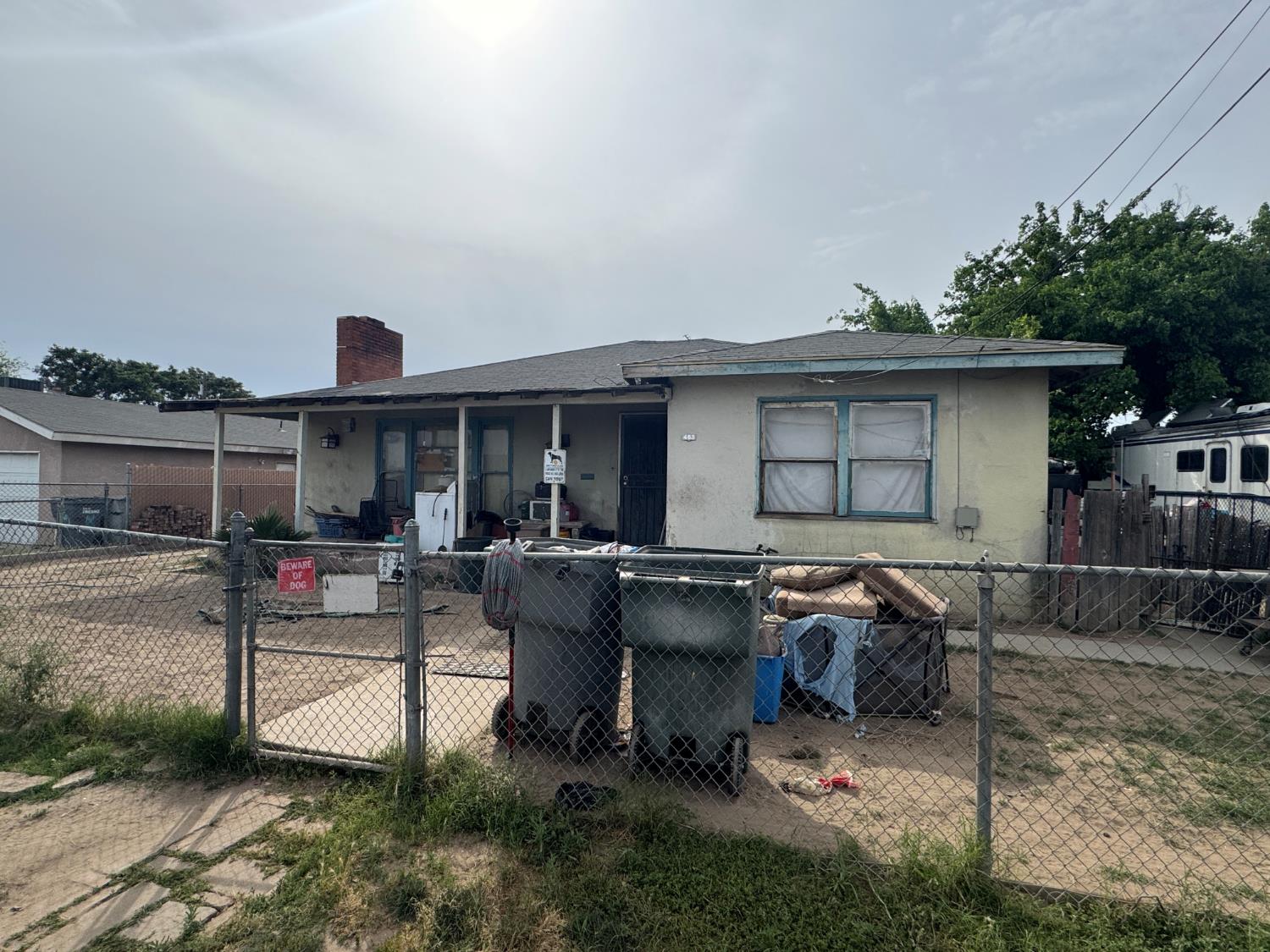 909 W Belmont Ave, Fresno, CA 93728