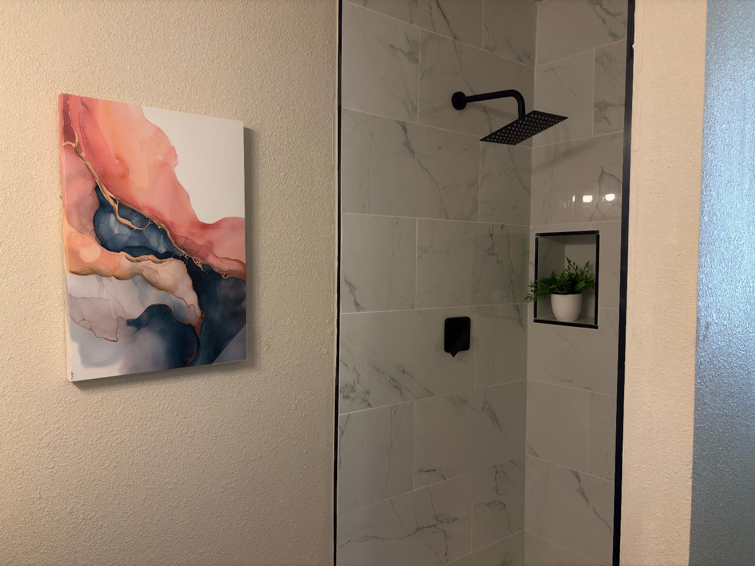 2071 Cromwell, Fresno, CA 93720