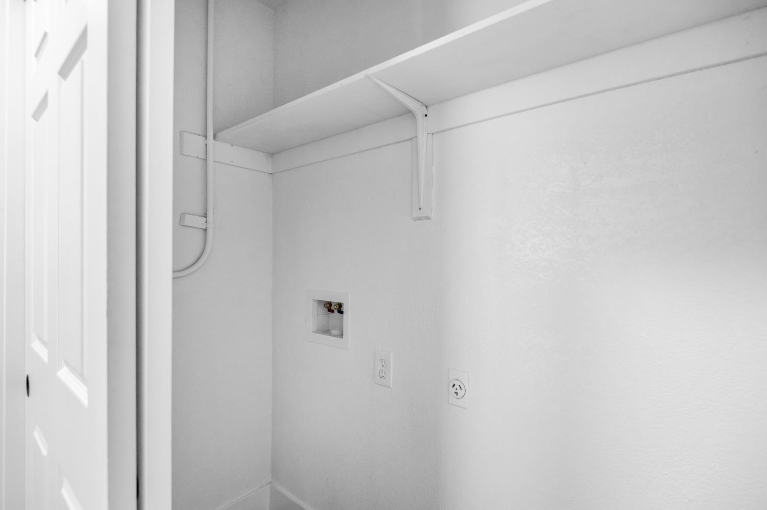 1644 N Tipton St, Visalia, CA 93292