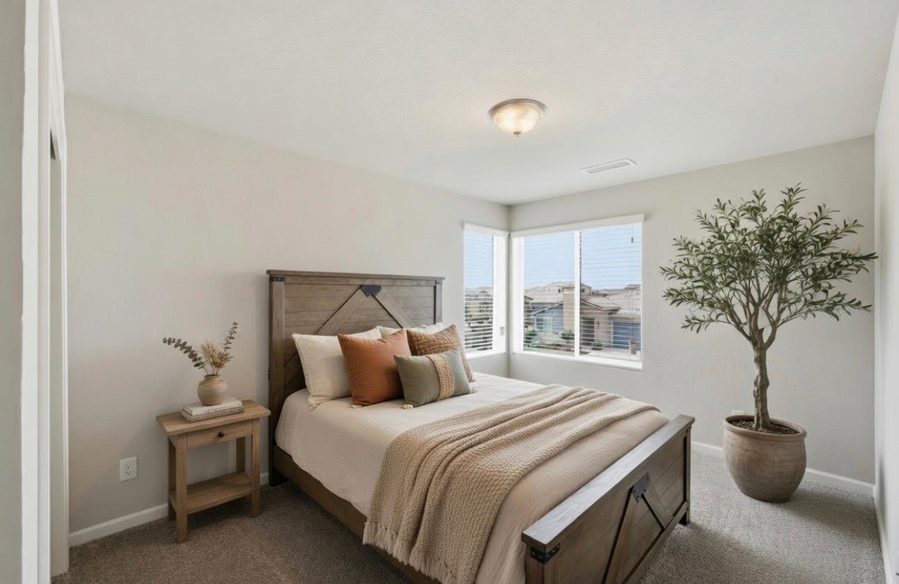 503 Cathedral Ct S, Madera, CA 93636