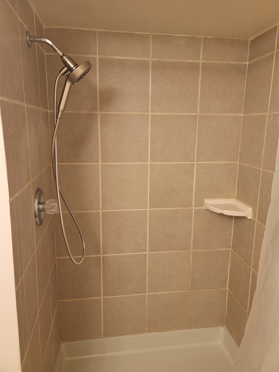 679 W Bullard Ave, Fresno, CA 93704