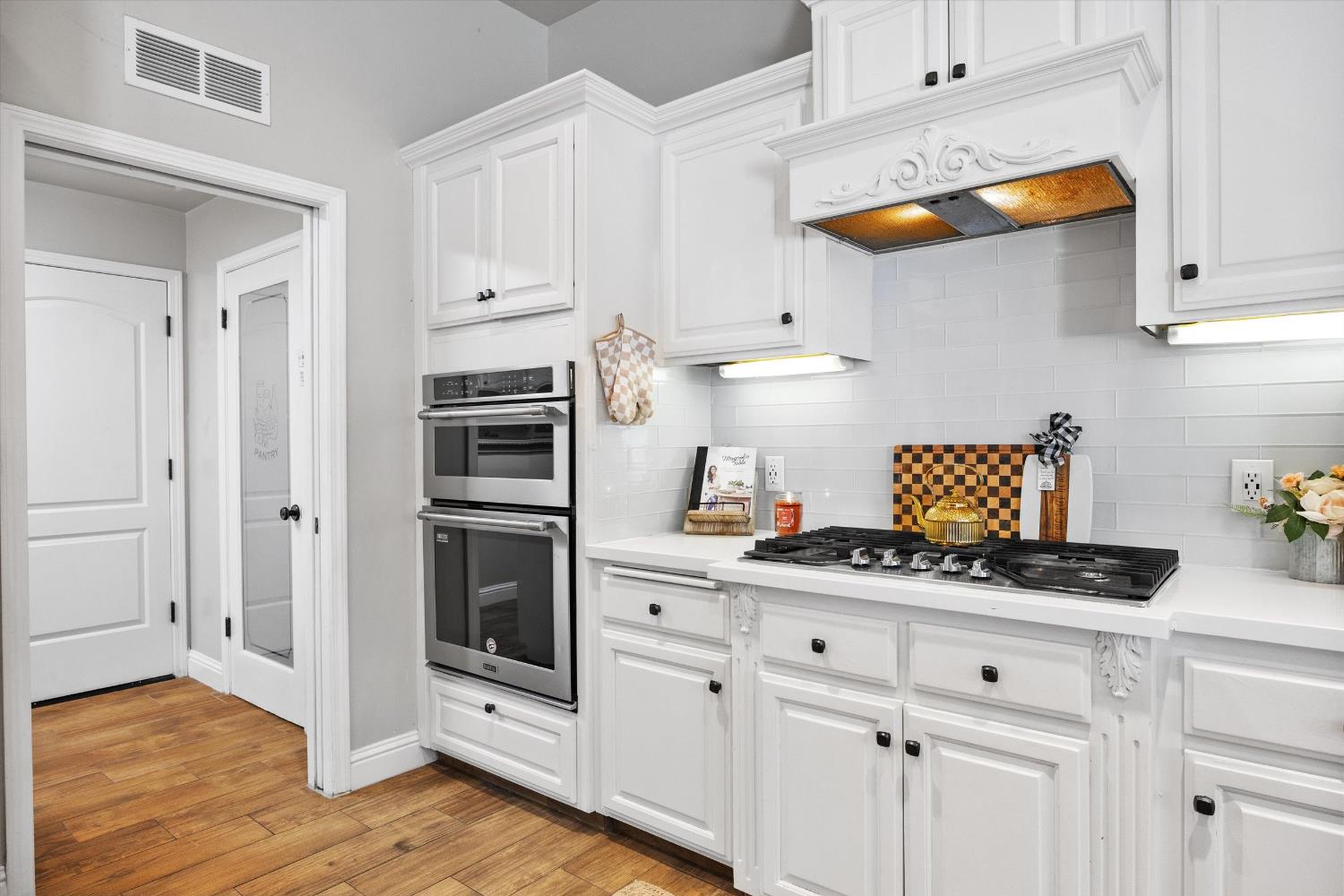 11605 Yarborough Ave, Bakersfield, CA 93312