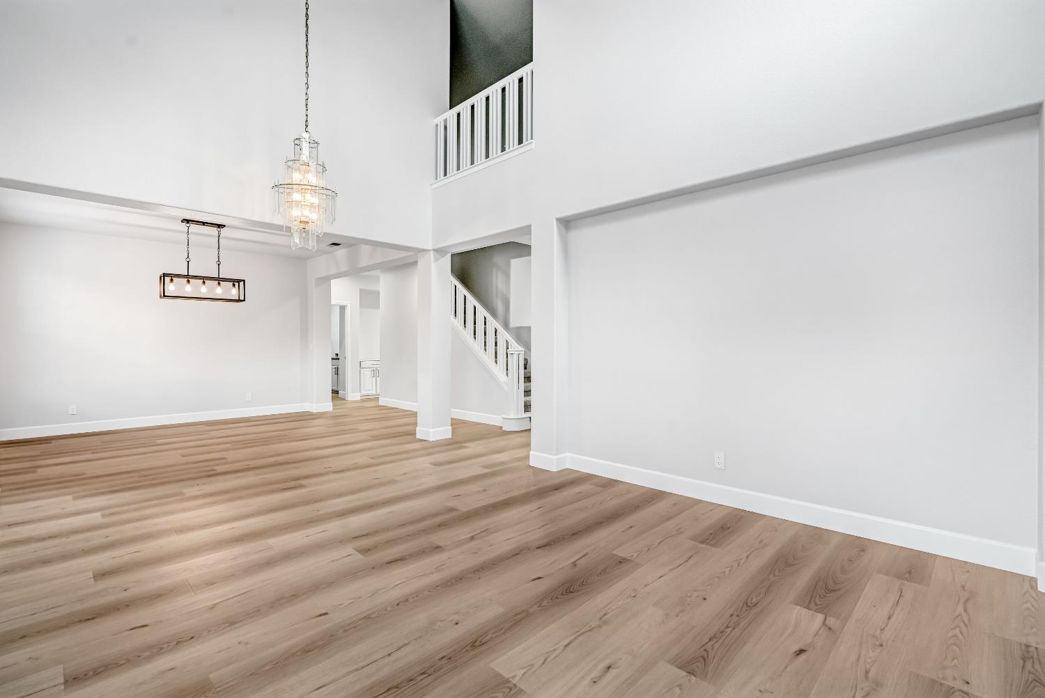 9358 N Winery Ave, Fresno, CA 93720