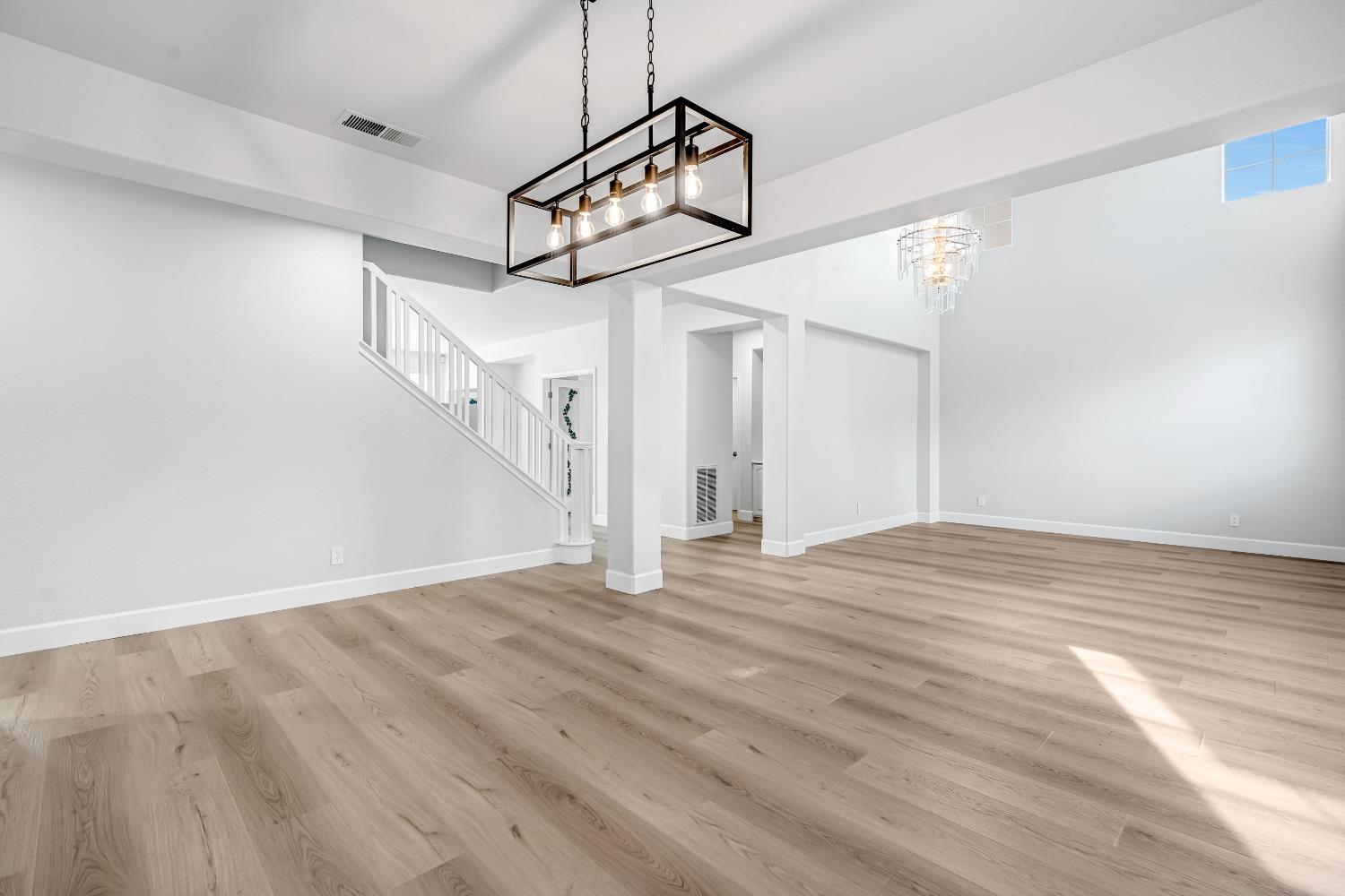 9358 N Winery Ave, Fresno, CA 93720