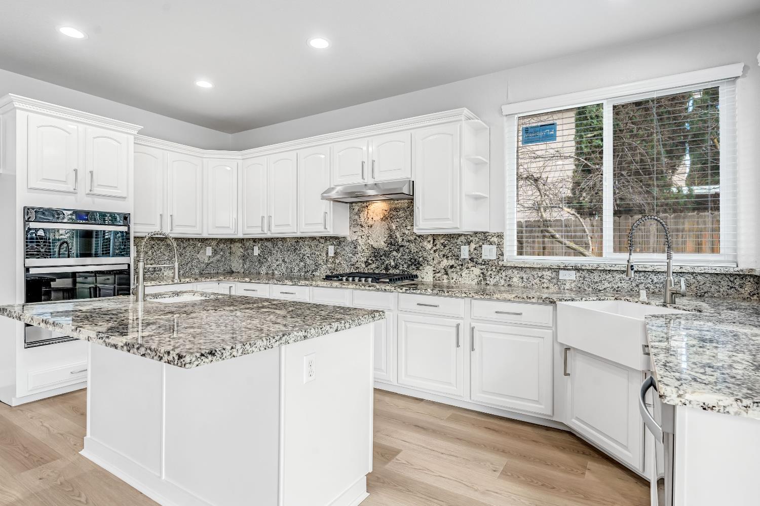 9358 N Winery Ave, Fresno, CA 93720