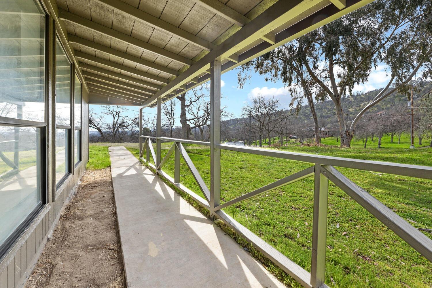 41763 Horseshoe Way, Coarsegold, CA 93614