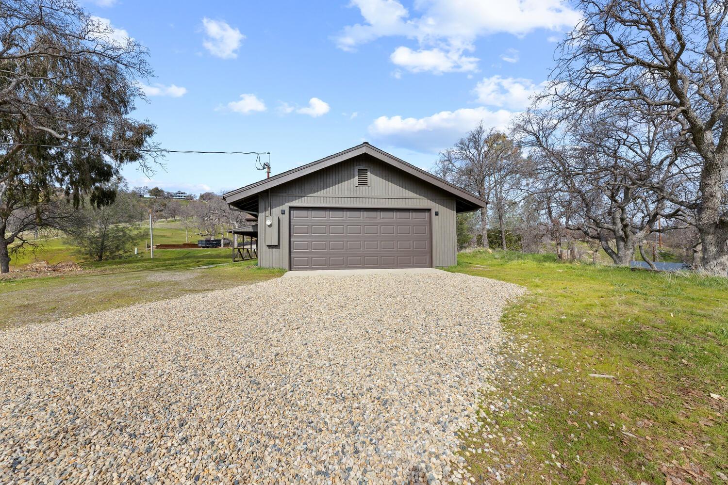 41763 Horseshoe Way, Coarsegold, CA 93614