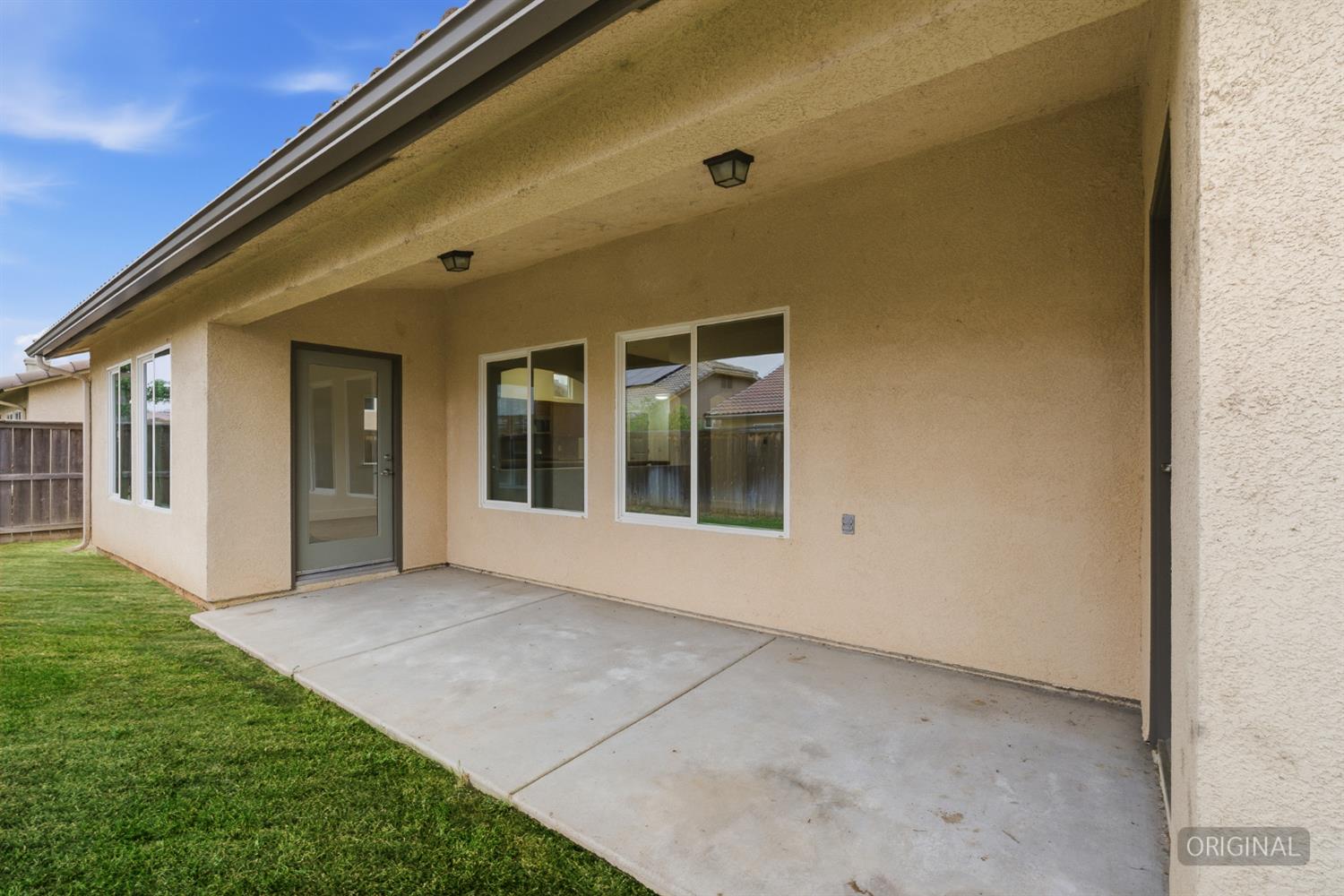 3579 Marina Dr, Madera, CA 93637