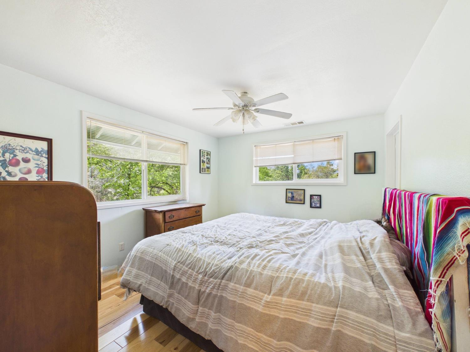 37777 China Creek Rd, Oakhurst, CA 93644