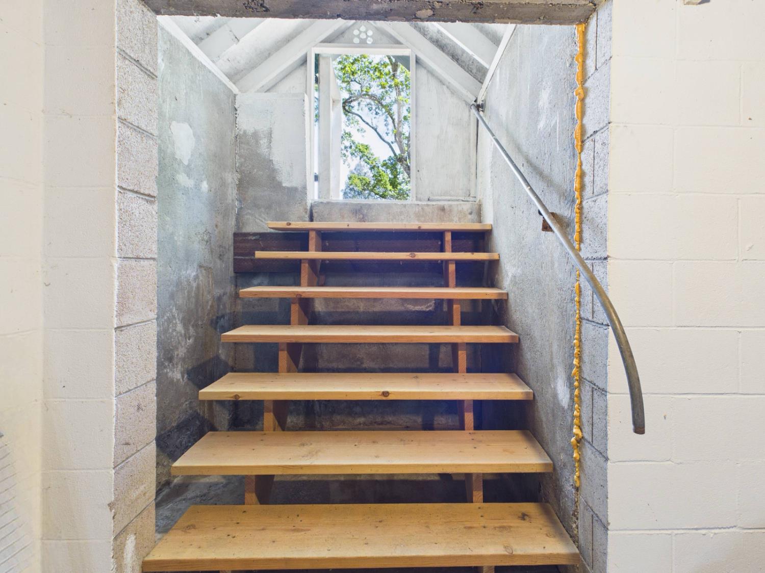 37777 China Creek Rd, Oakhurst, CA 93644