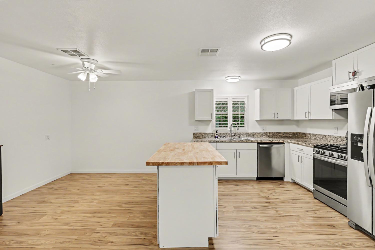 2240 Golden Oak #119, Merced, CA 95341