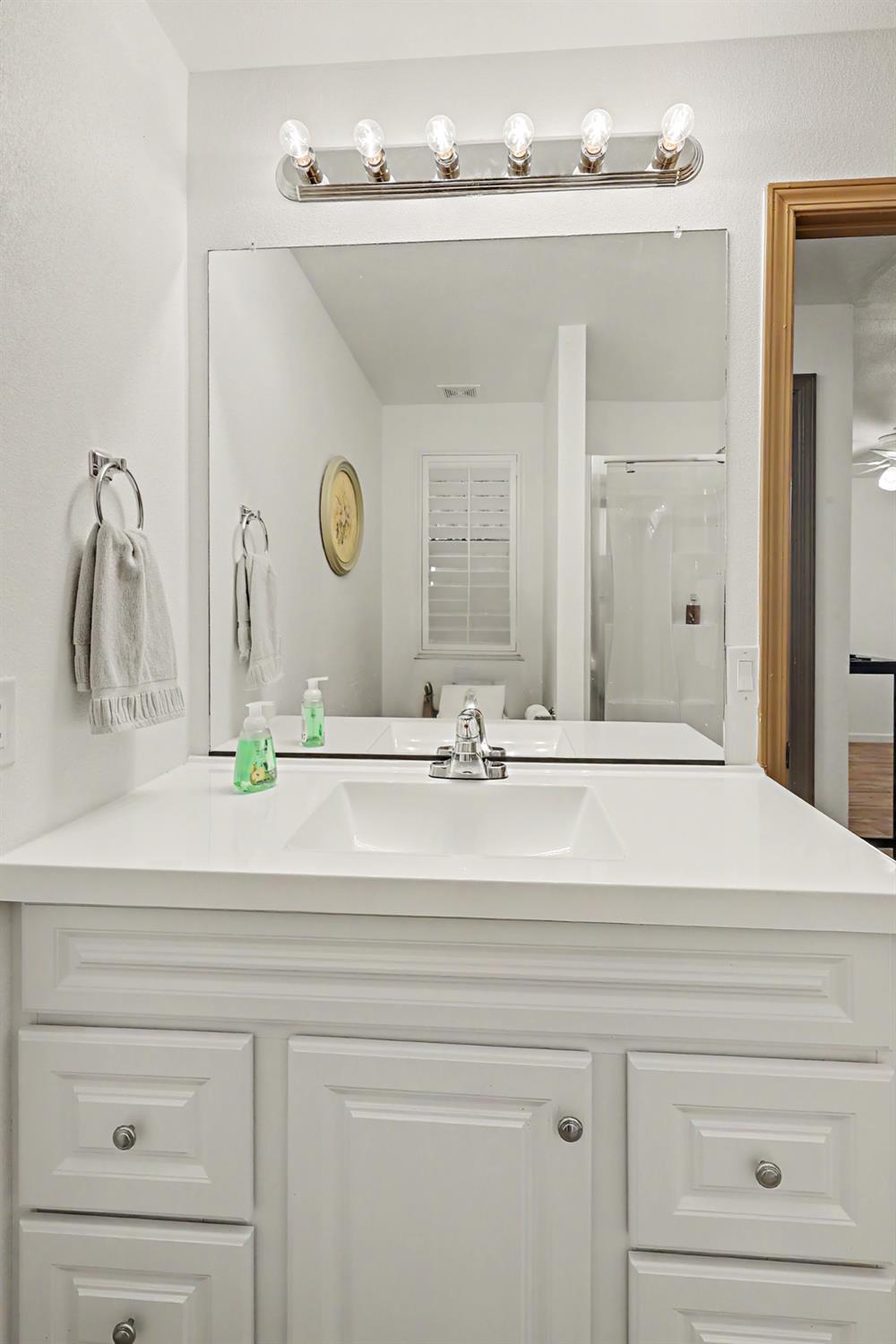 2240 Golden Oak #119, Merced, CA 95341