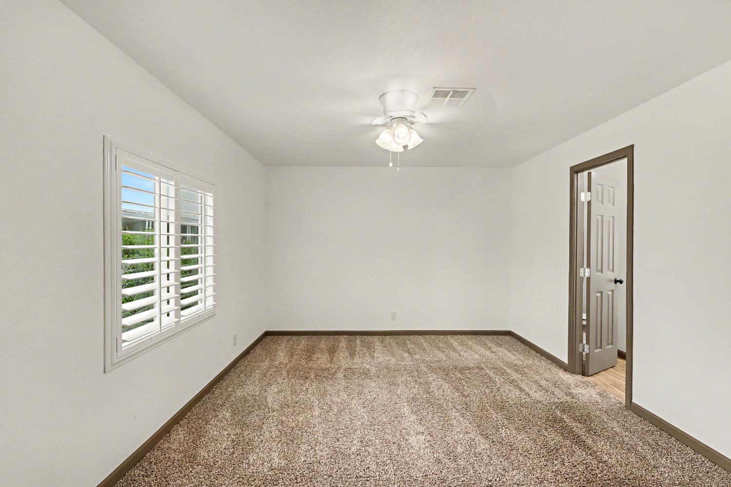 2240 Golden Oak #119, Merced, CA 95341