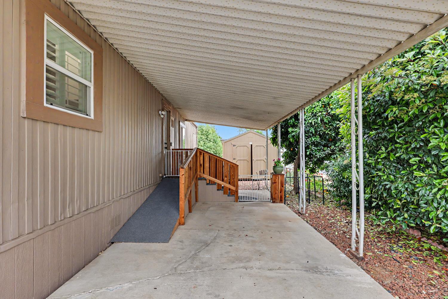 2240 Golden Oak #119, Merced, CA 95341