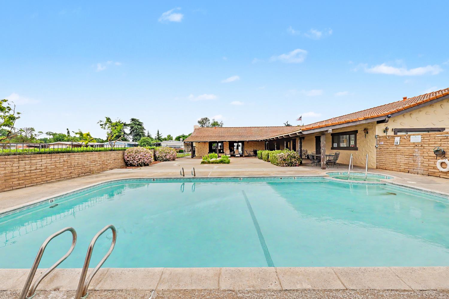 2240 Golden Oak #119, Merced, CA 95341