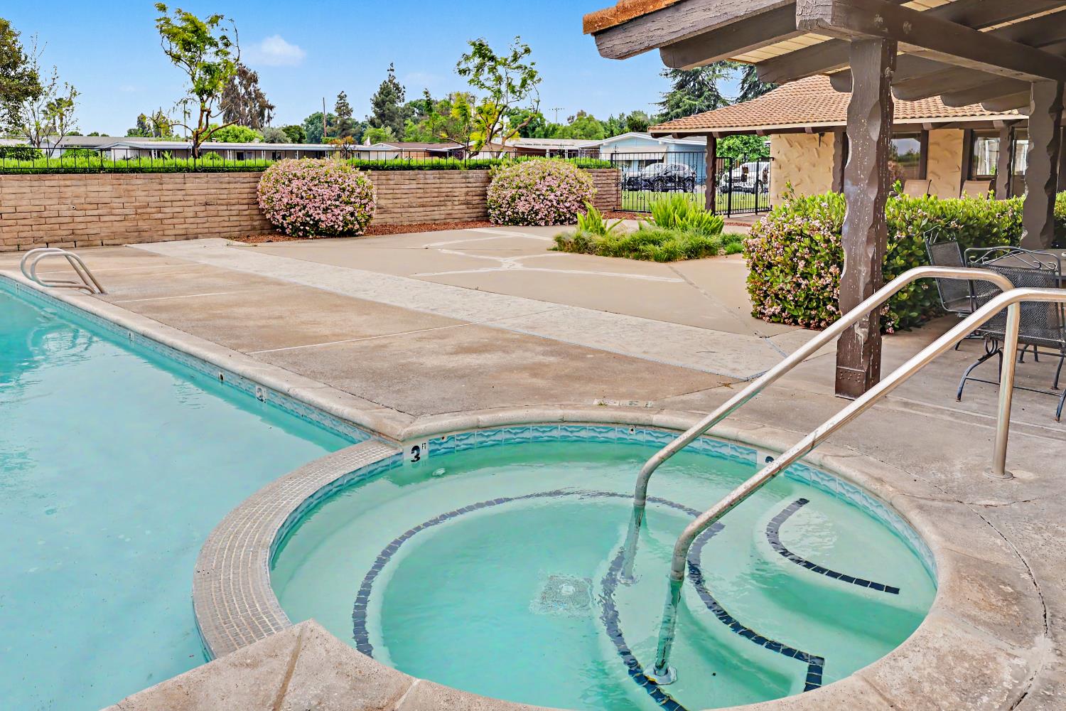 2240 Golden Oak #119, Merced, CA 95341