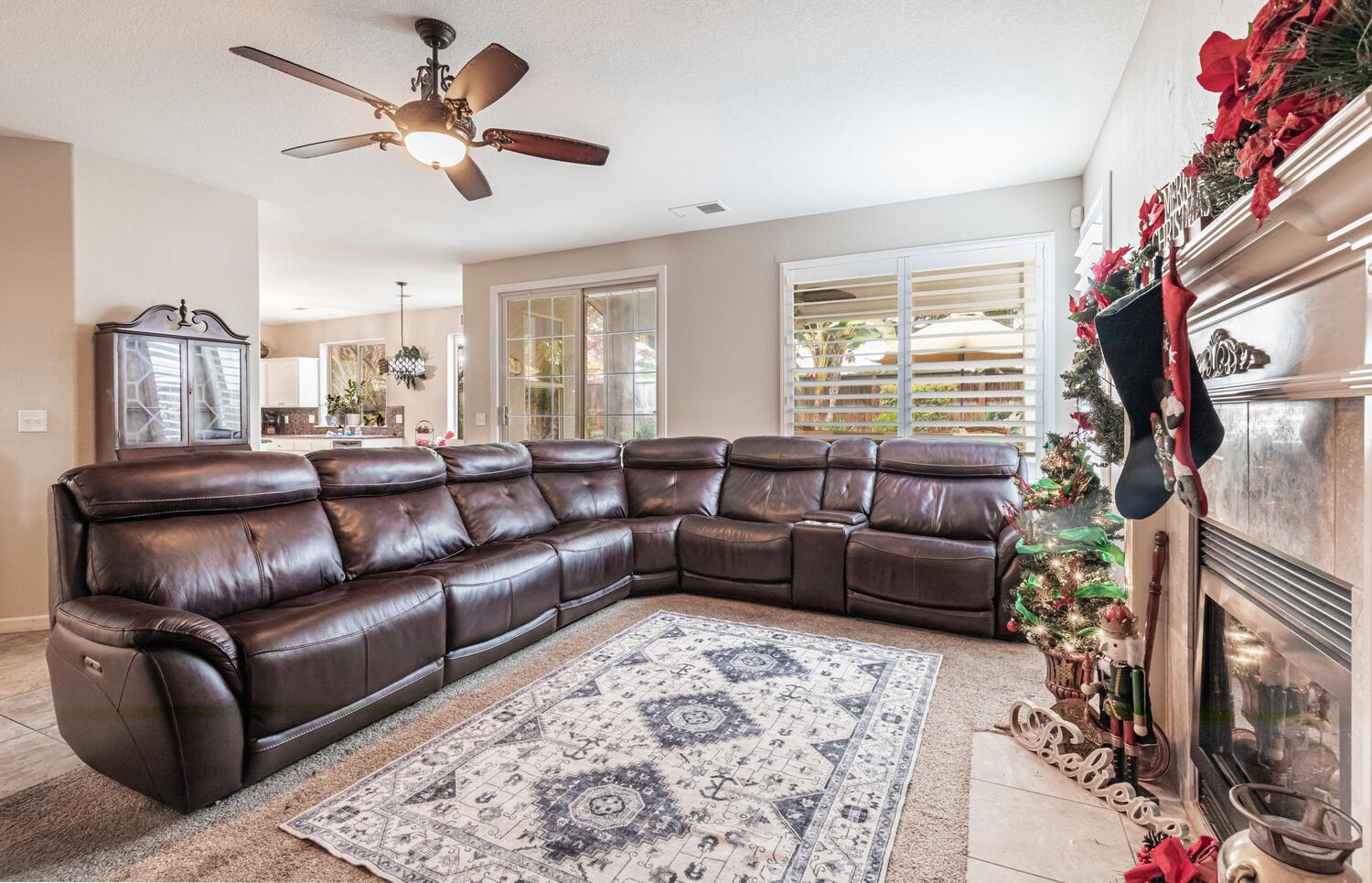 2170 W Beechwood Ave, Fresno, CA 93711