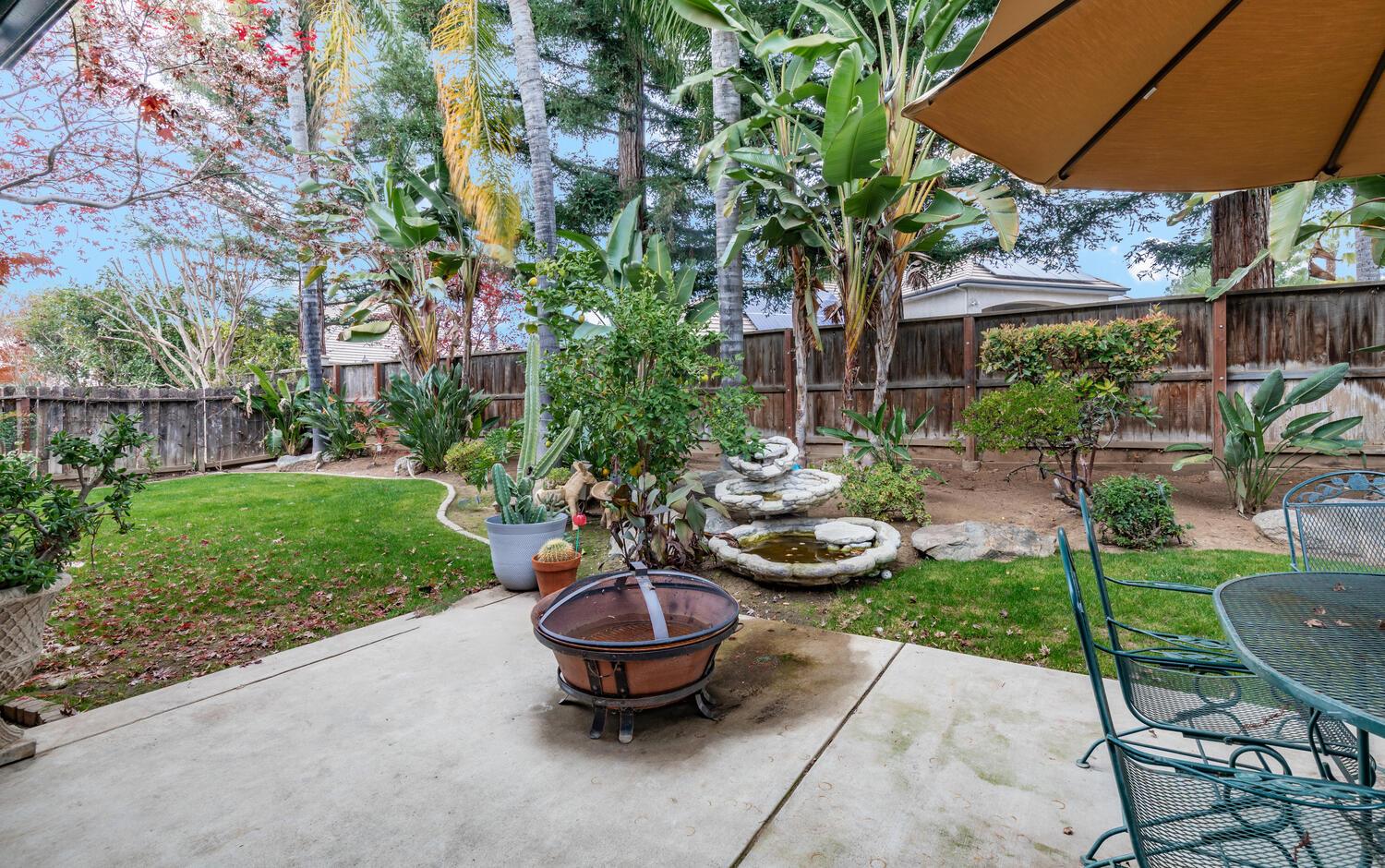 2170 W Beechwood Ave, Fresno, CA 93711